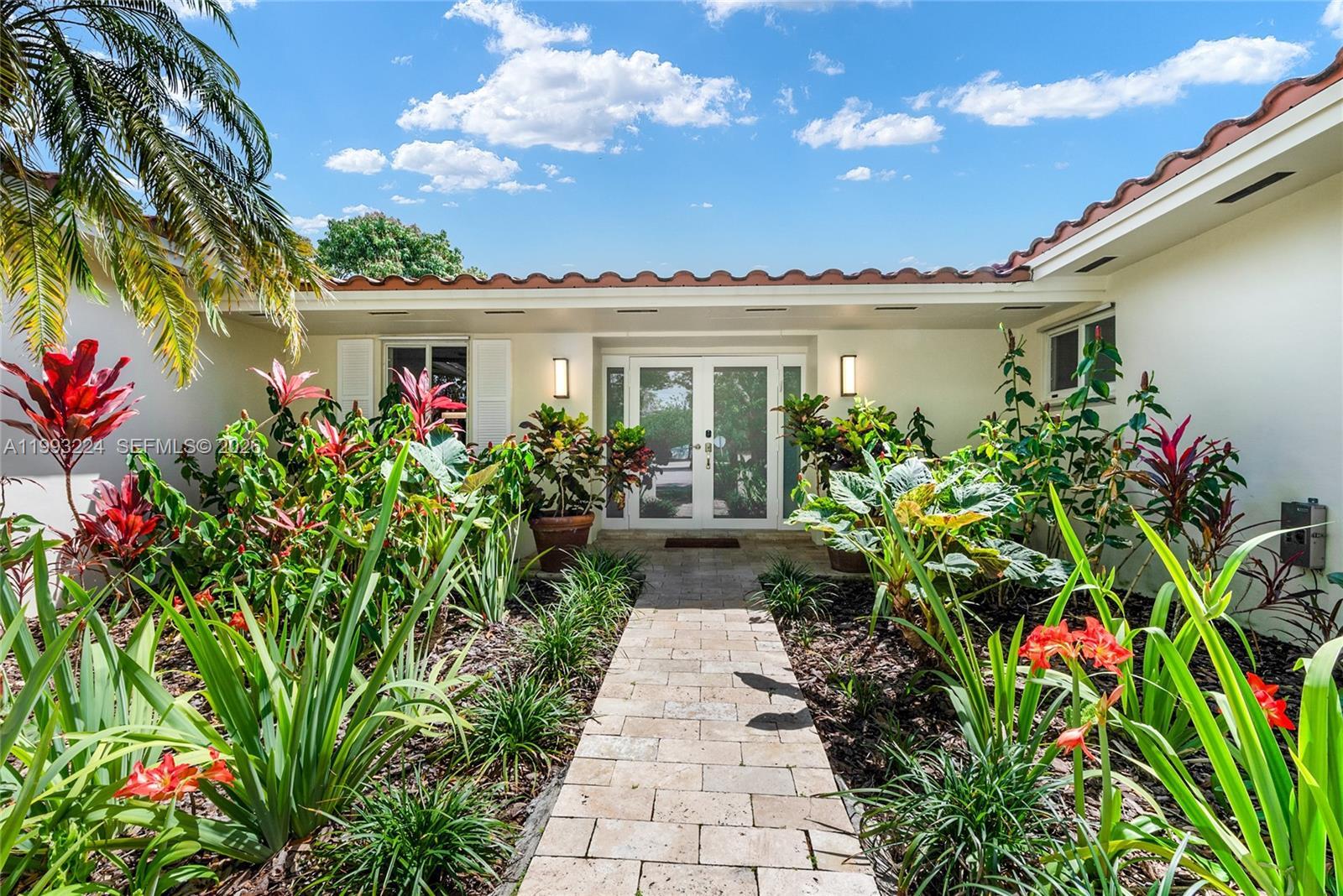 17071 SW 86th Ave, Palmetto Bay FL 33157 photo 2