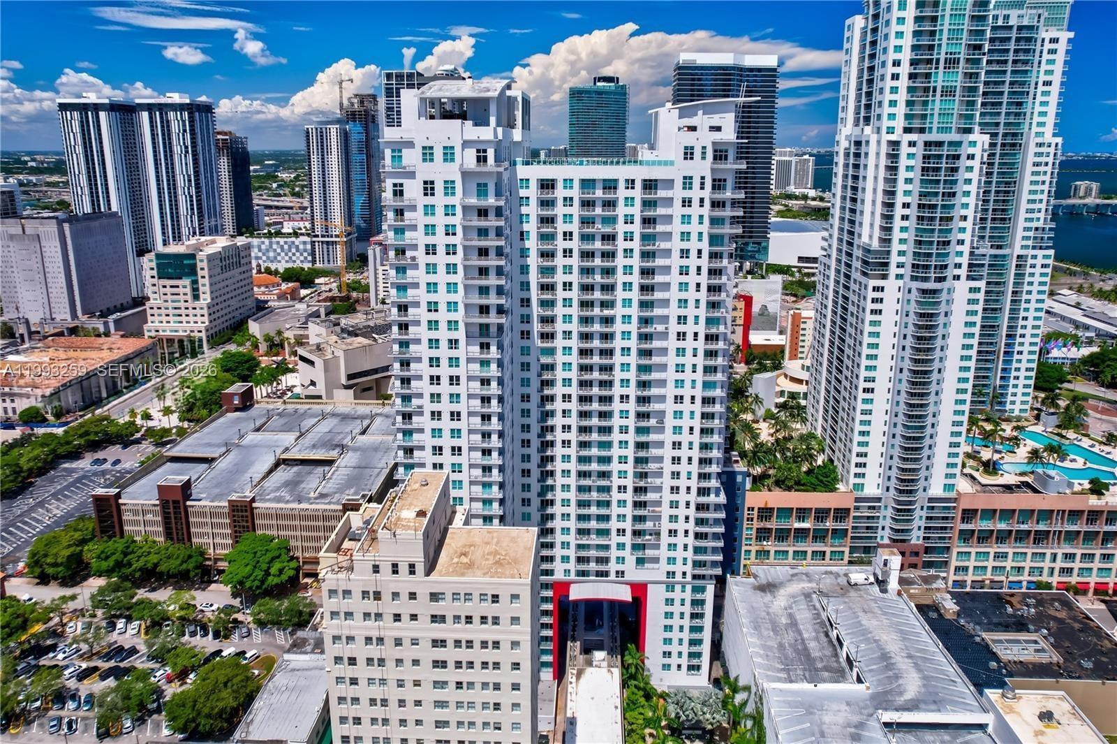 133 NE 2nd Ave # 2013, Miami FL 33132 photo 3