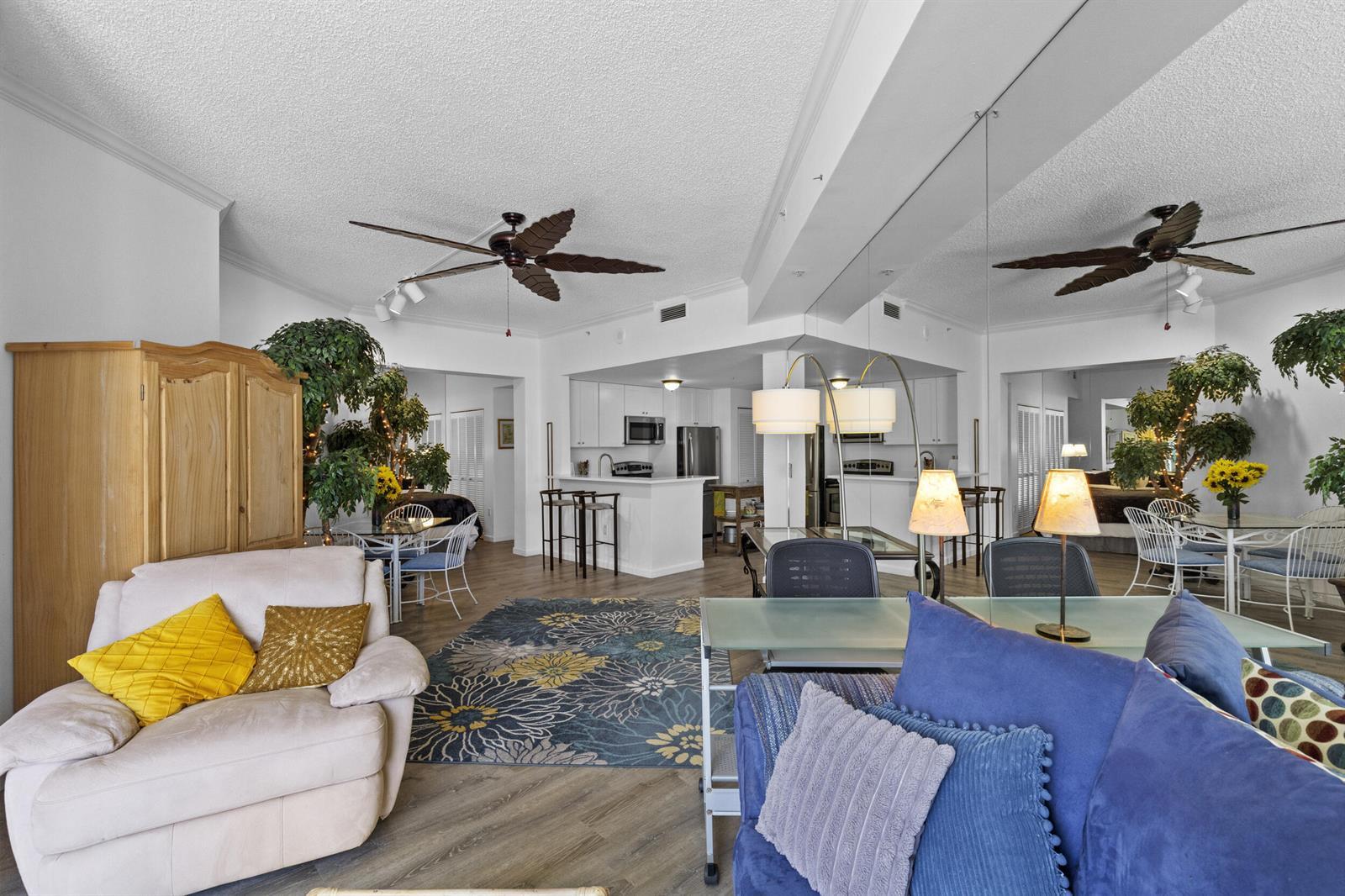 255 Evernia Street # 1518, West Palm Beach FL 33401 photo 4
