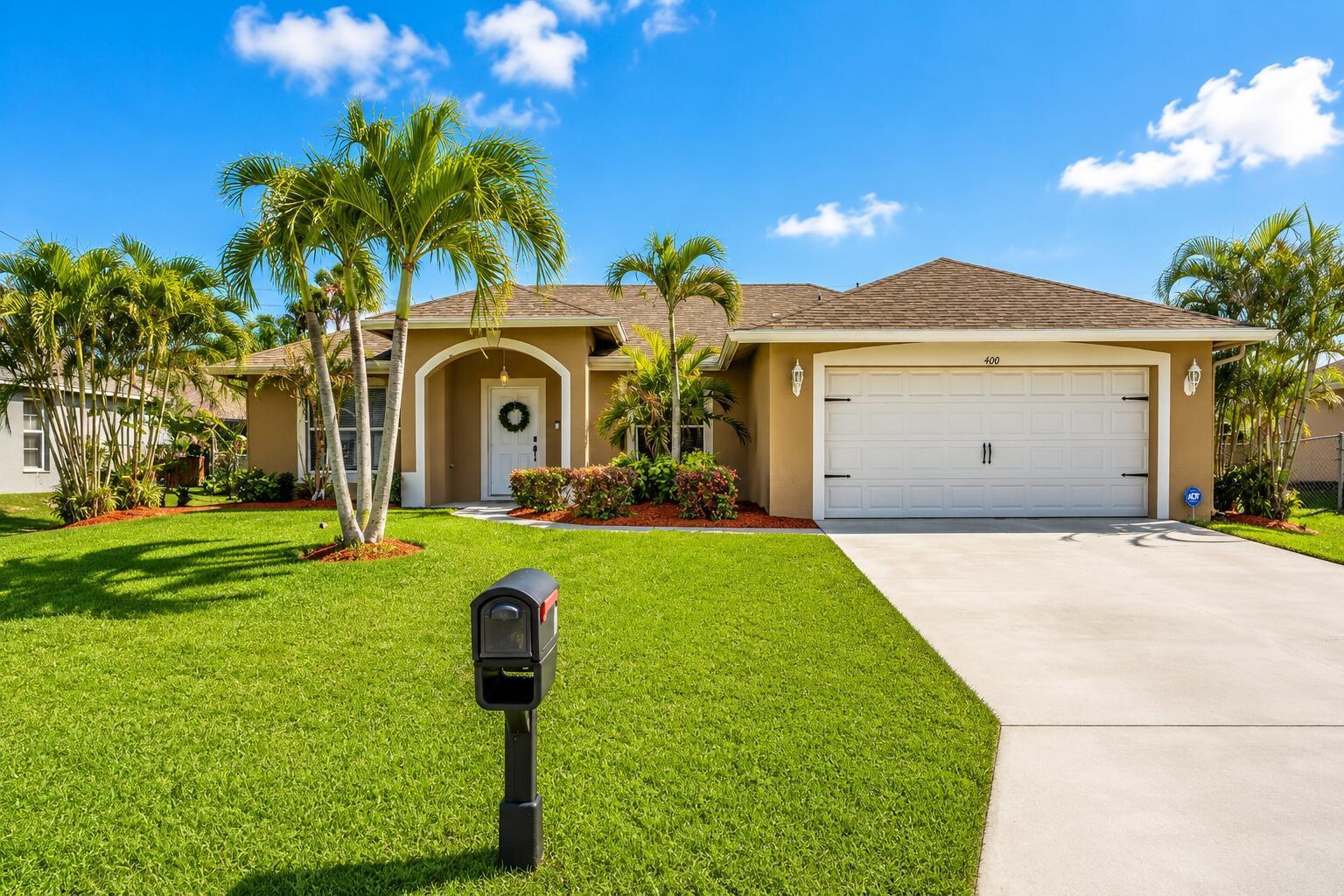 400 SW Ridgecrest Drive, Port St. Lucie FL 34953 photo 2