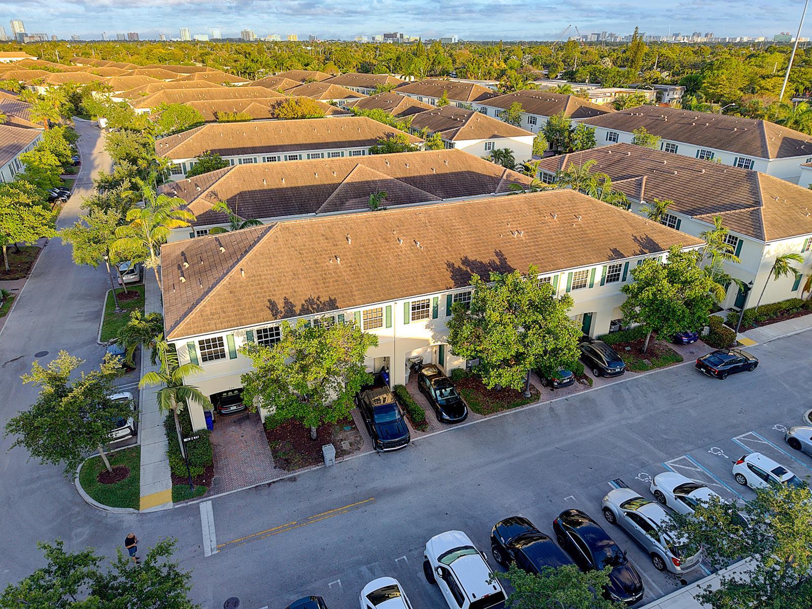 704 SW 2nd Way, Pompano Beach FL 33060