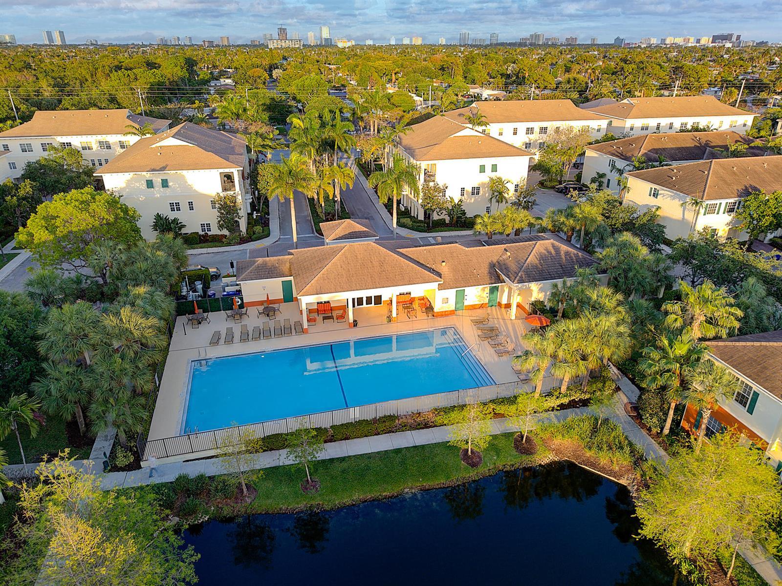 704 SW 2nd Way, Pompano Beach FL 33060 photo 4