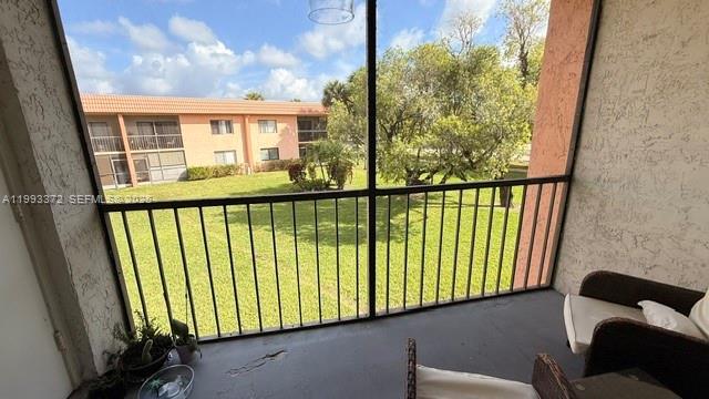 231 Lakeview Dr # 204, Weston FL 33326 photo 4