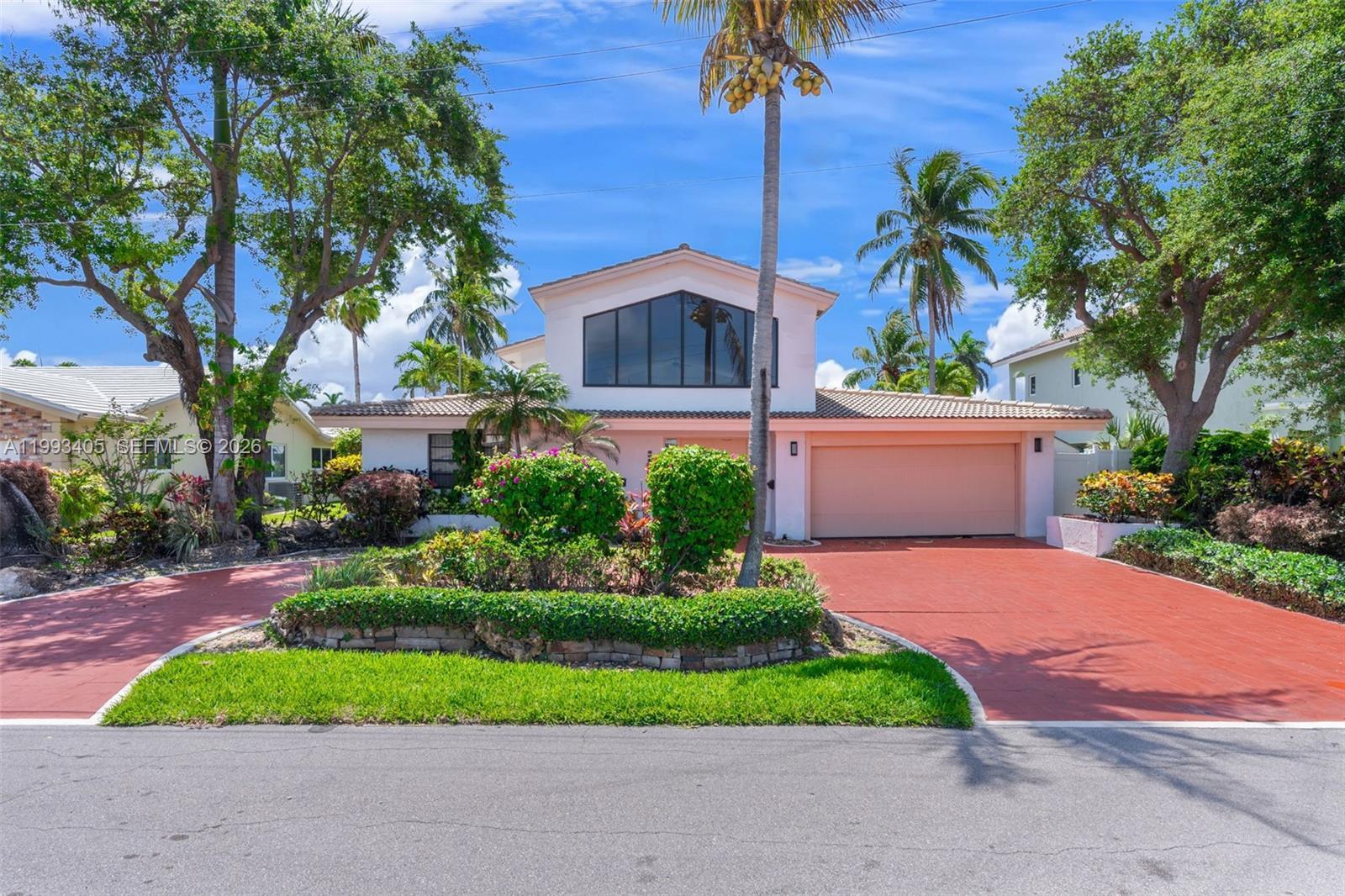 2858 NE 33rd St, Lighthouse Point FL 33064