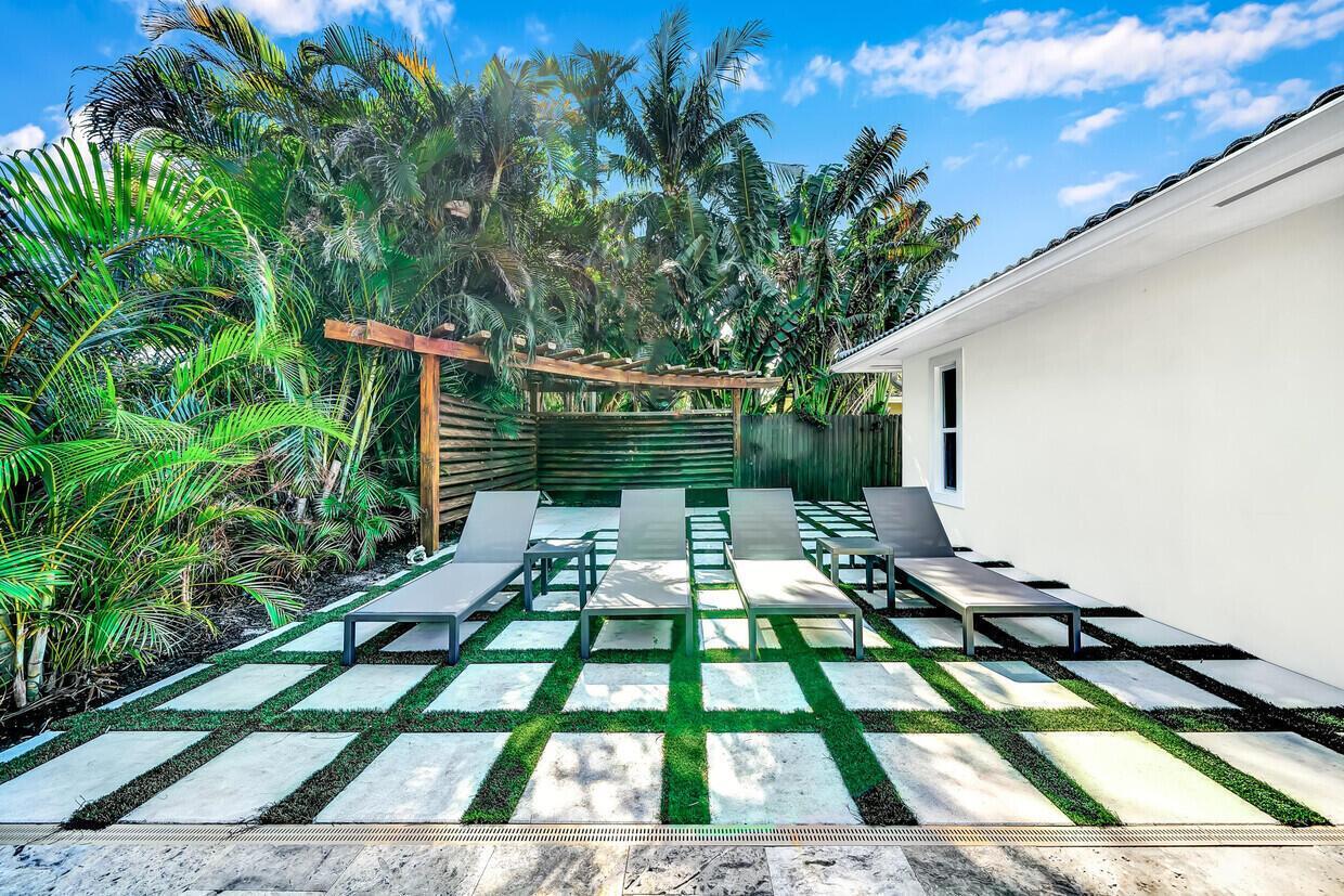 864 Appleby Street, Boca Raton FL 33487 photo 4