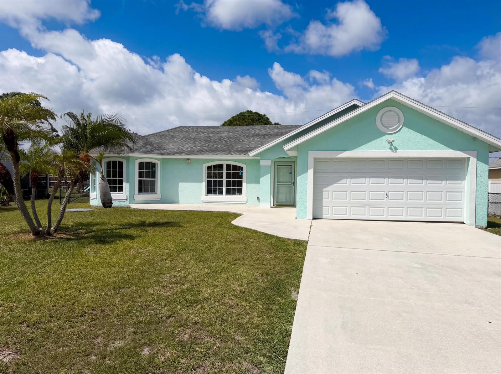 2332 SE Berkshire Boulevard, FL 34952