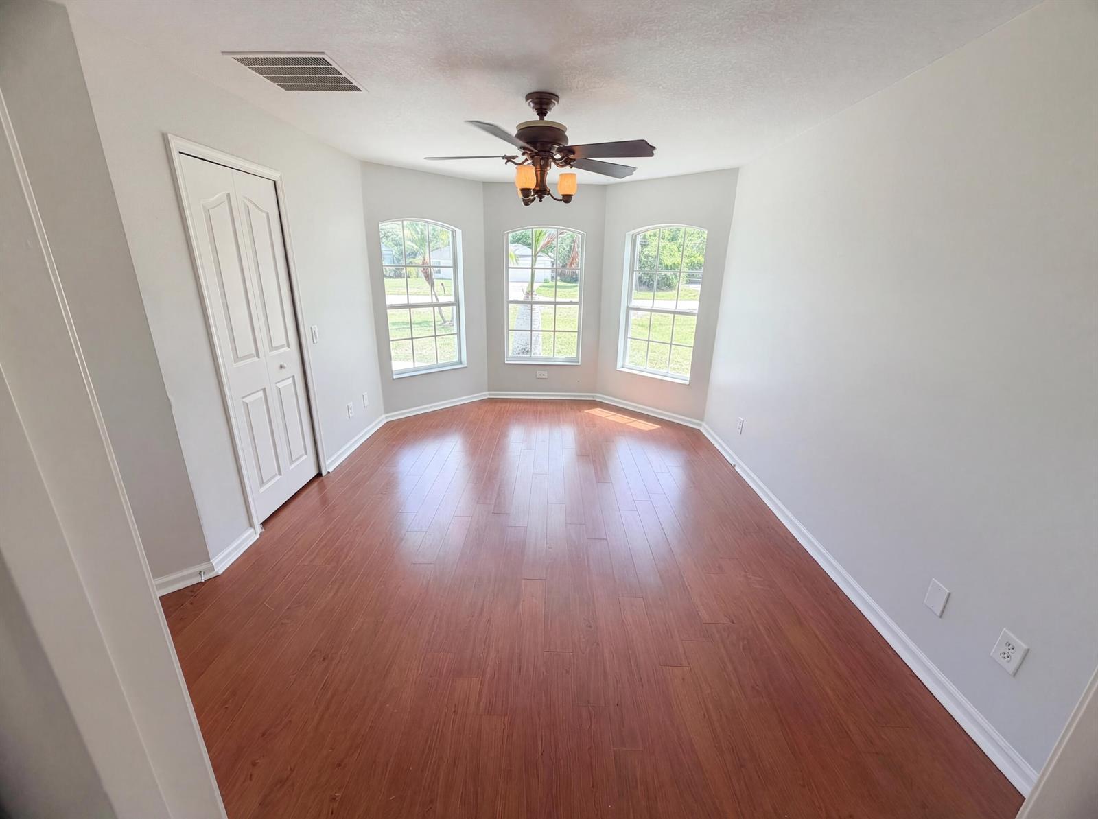 2332 SE Berkshire Boulevard, FL 34952 photo 4
