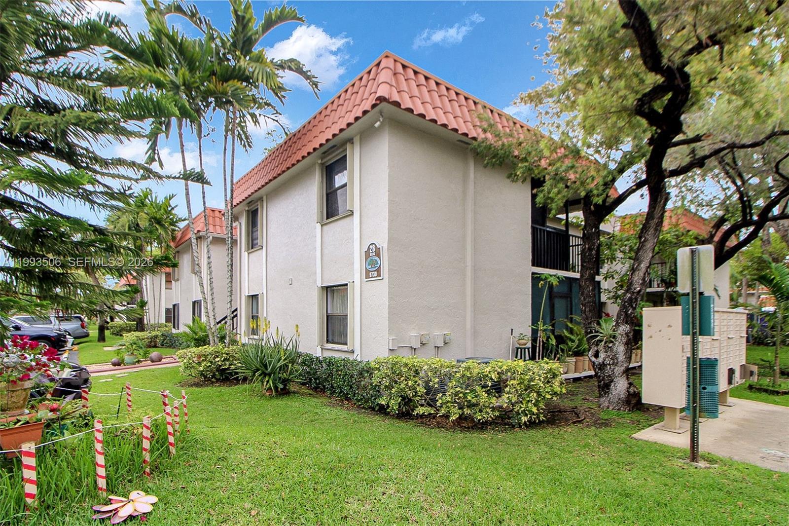 9730 Hammocks Blvd # 28, Miami FL 33196