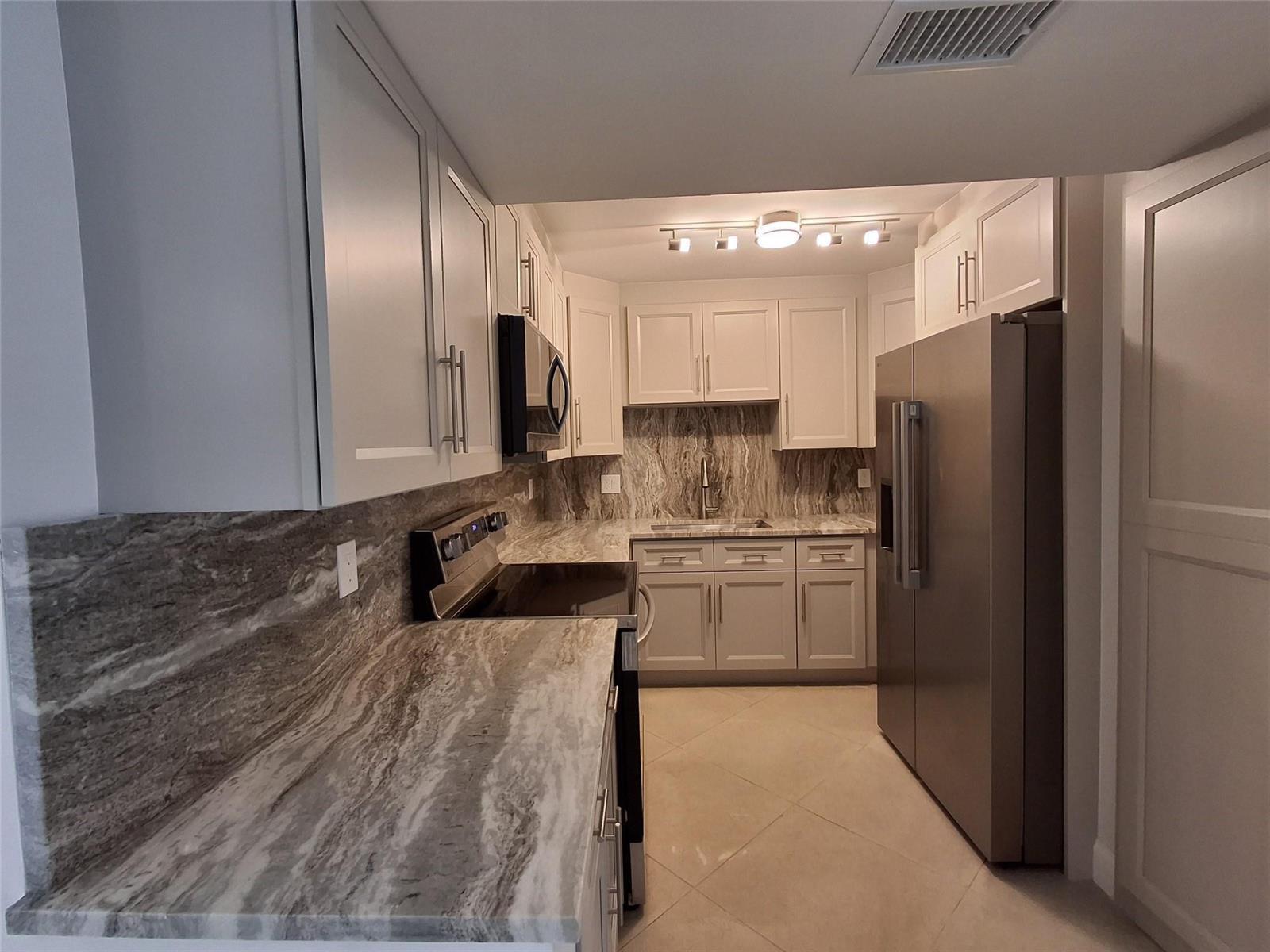8763 Shadow Wood Boulevard # 202, Coral Springs FL 33071