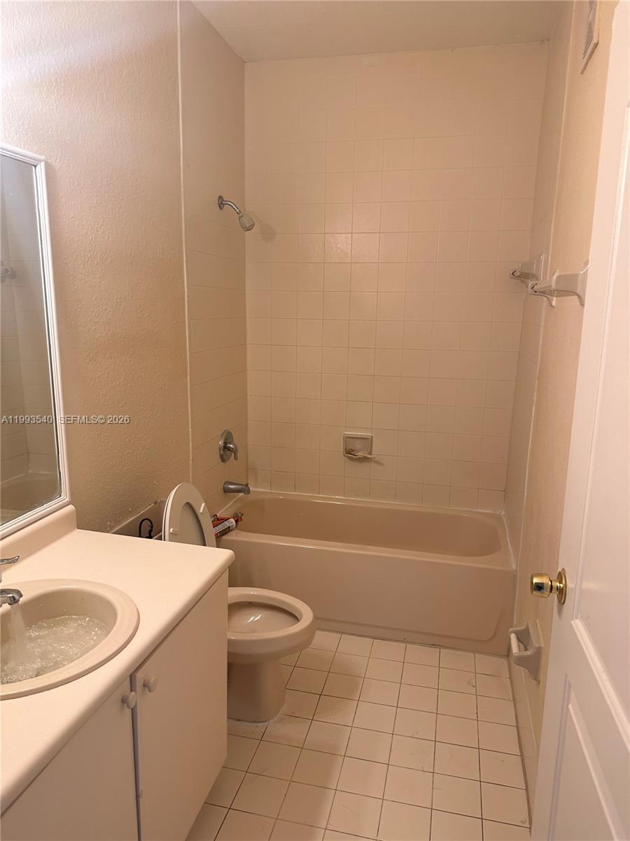 2460 SE 16th Ter # 103, Homestead FL 33035 photo 5