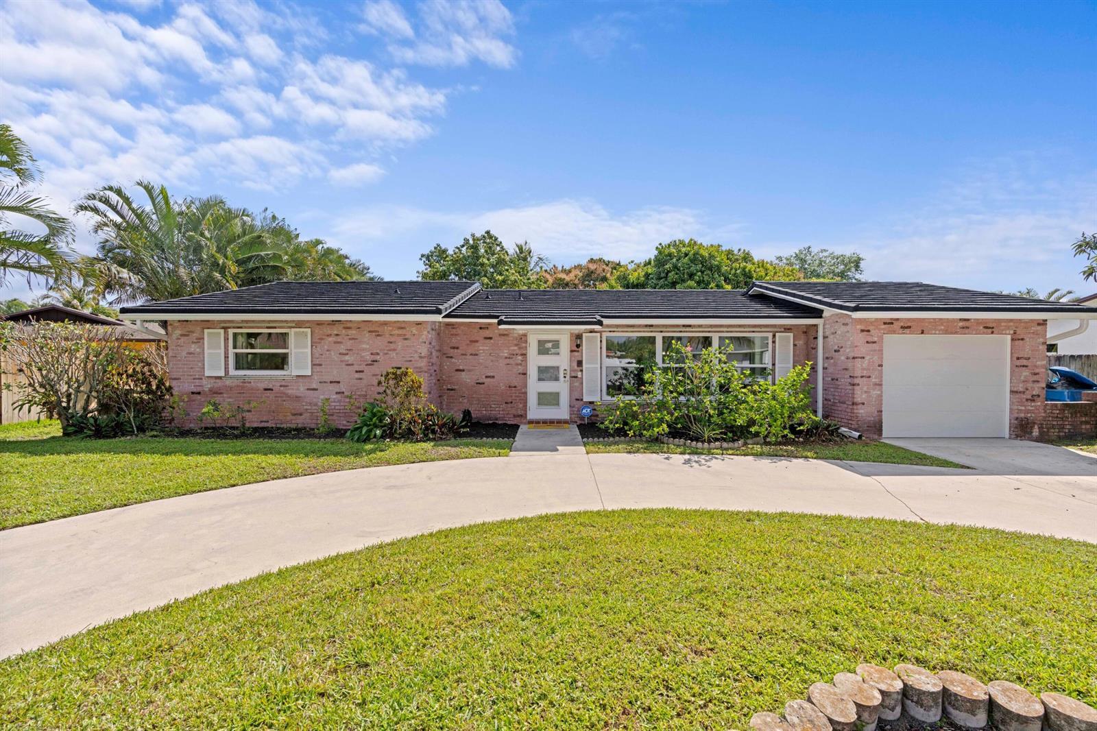 324 Sandpiper Avenue, Royal Palm Beach FL 33411 photo 2