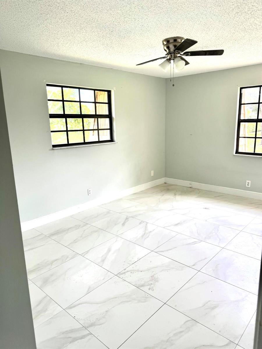 4121 Oak Terrace Drive, FL 33463 photo 4