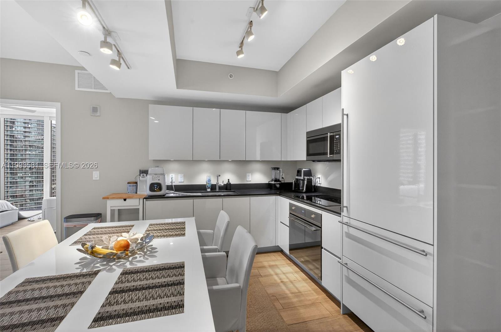 1010 Brickell Ave # 2611, Miami FL 33131 photo 5