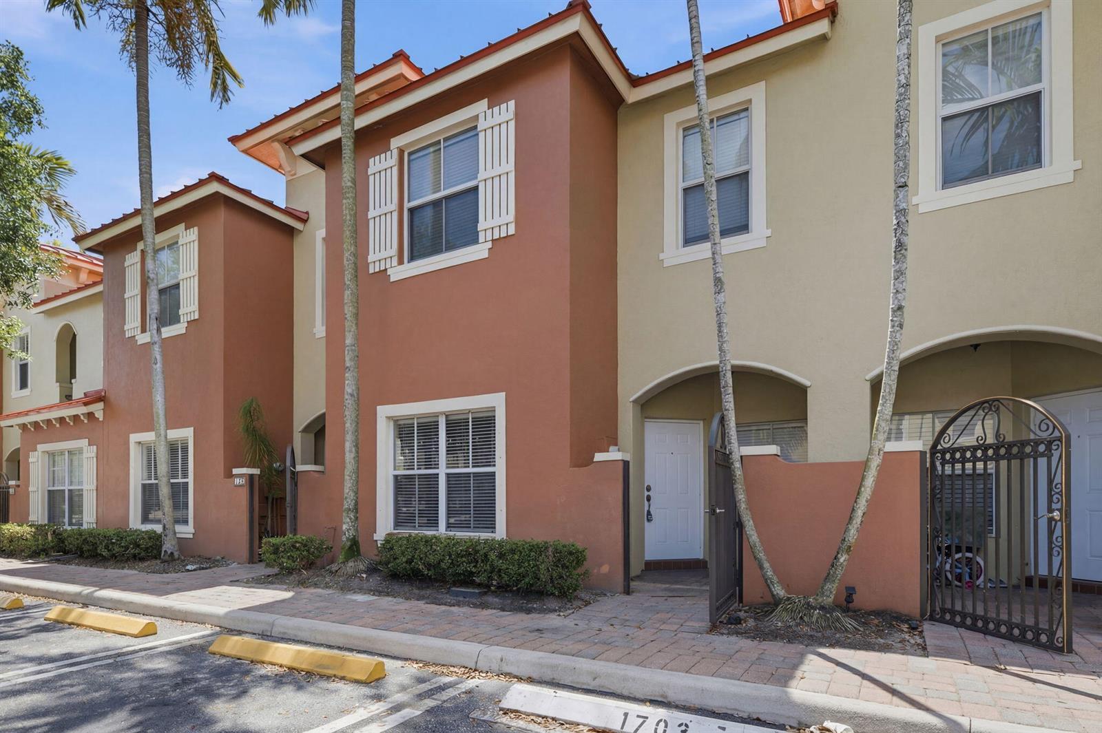 178 Lake Monterey Circle, Boynton Beach FL 33426 photo 2
