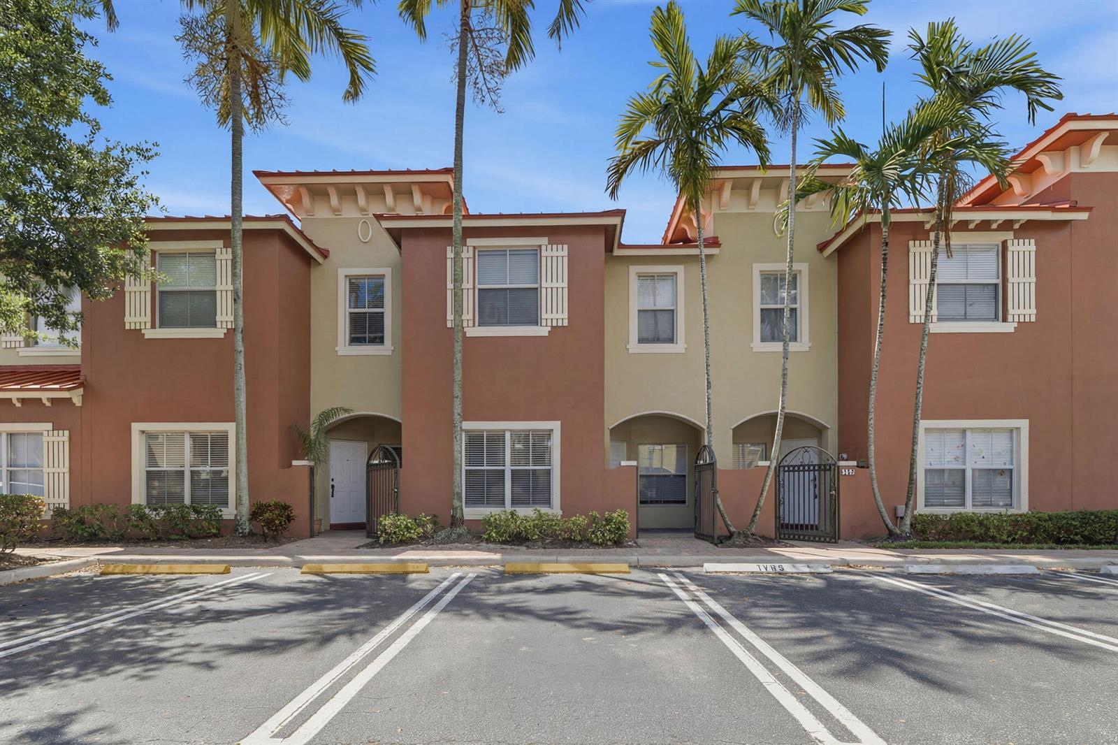 178 Lake Monterey Circle, Boynton Beach FL 33426