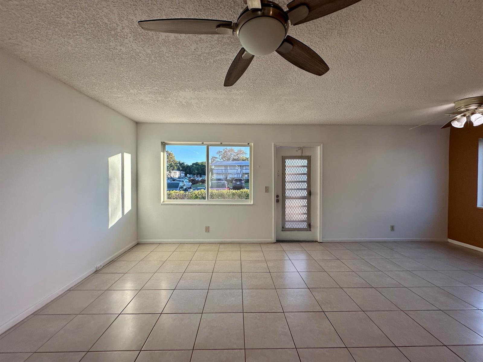 378 Durham L Circle # 378, Deerfield Beach FL 33442 photo 5
