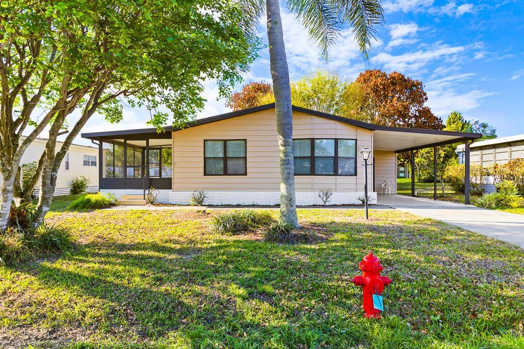 2828 SW Toronado Trail, Stuart FL 34997 photo 2