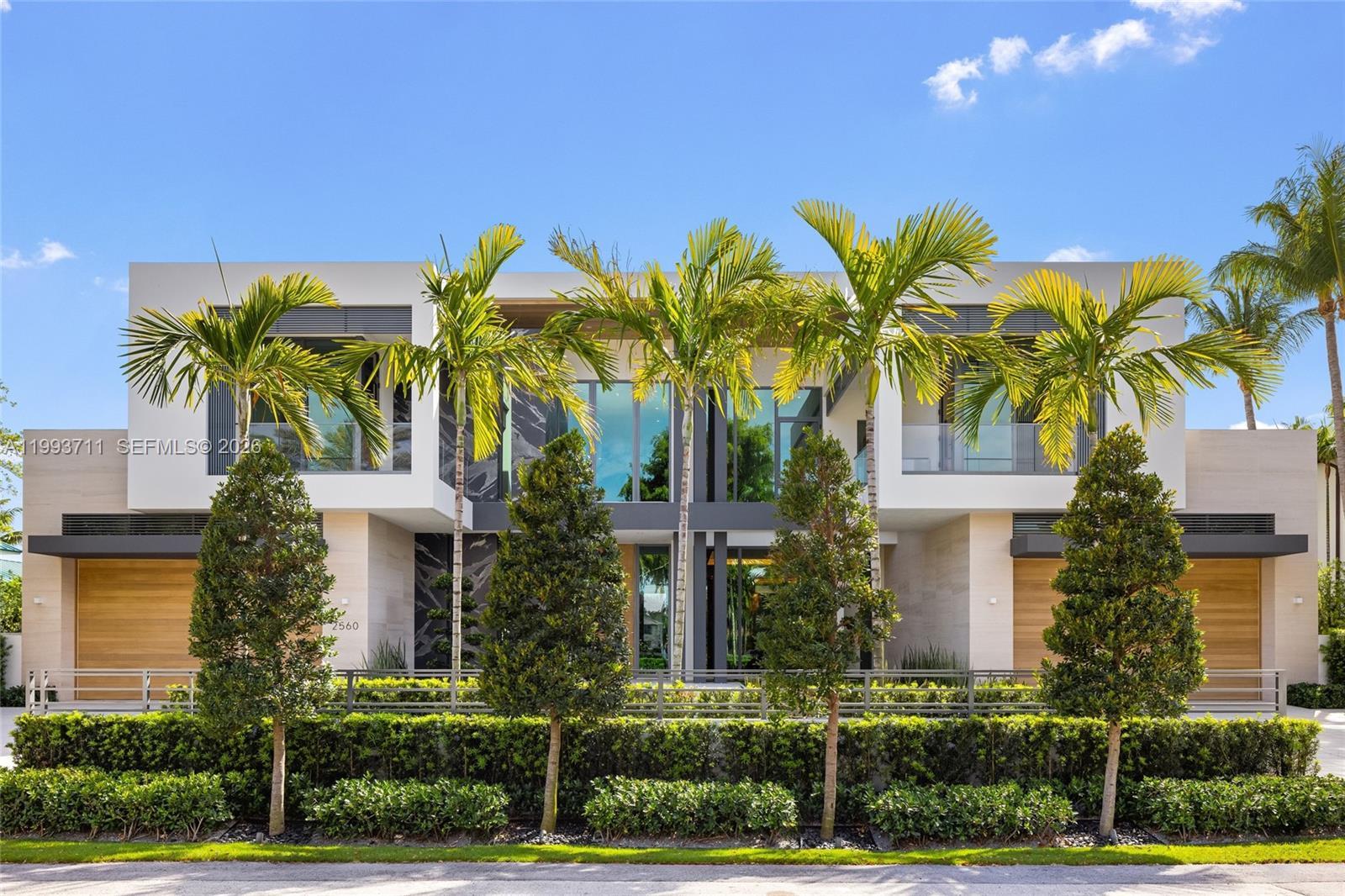 2560 Del Lago Dr, Fort Lauderdale FL 33316 photo 5