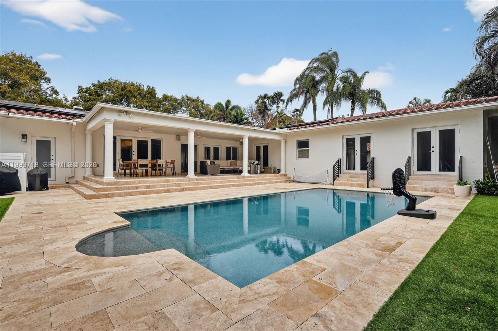 3258 Riviera Dr, Coral Gables FL 33134 photo 3