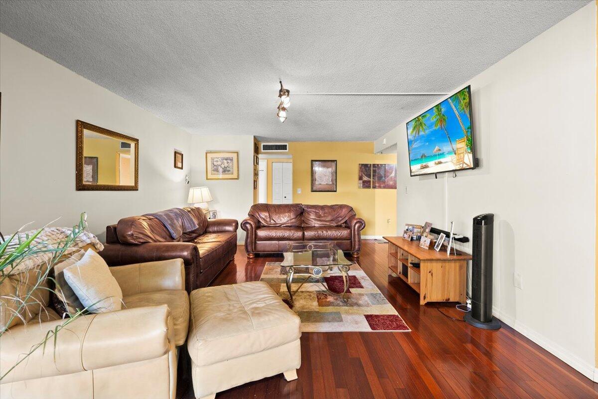 6755 W Broward Boulevard # 209, Plantation FL 33317 photo 4