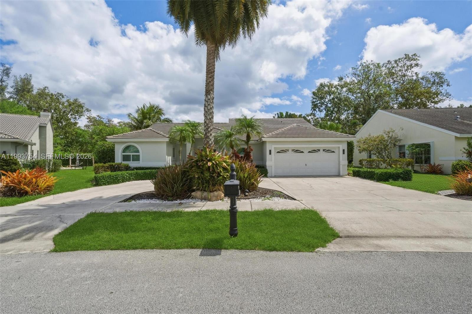 1510 SW 96th Ter, Davie FL 33324