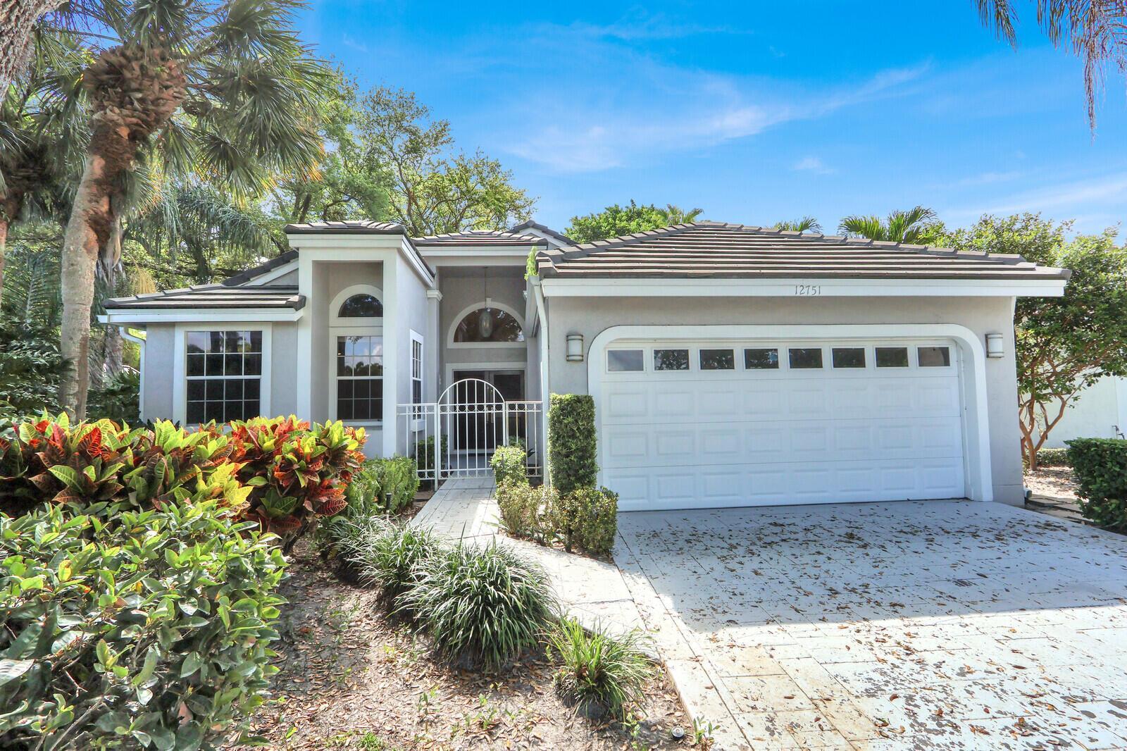 12751 Touchstone Place, Palm Beach Gardens FL 33418 photo 2