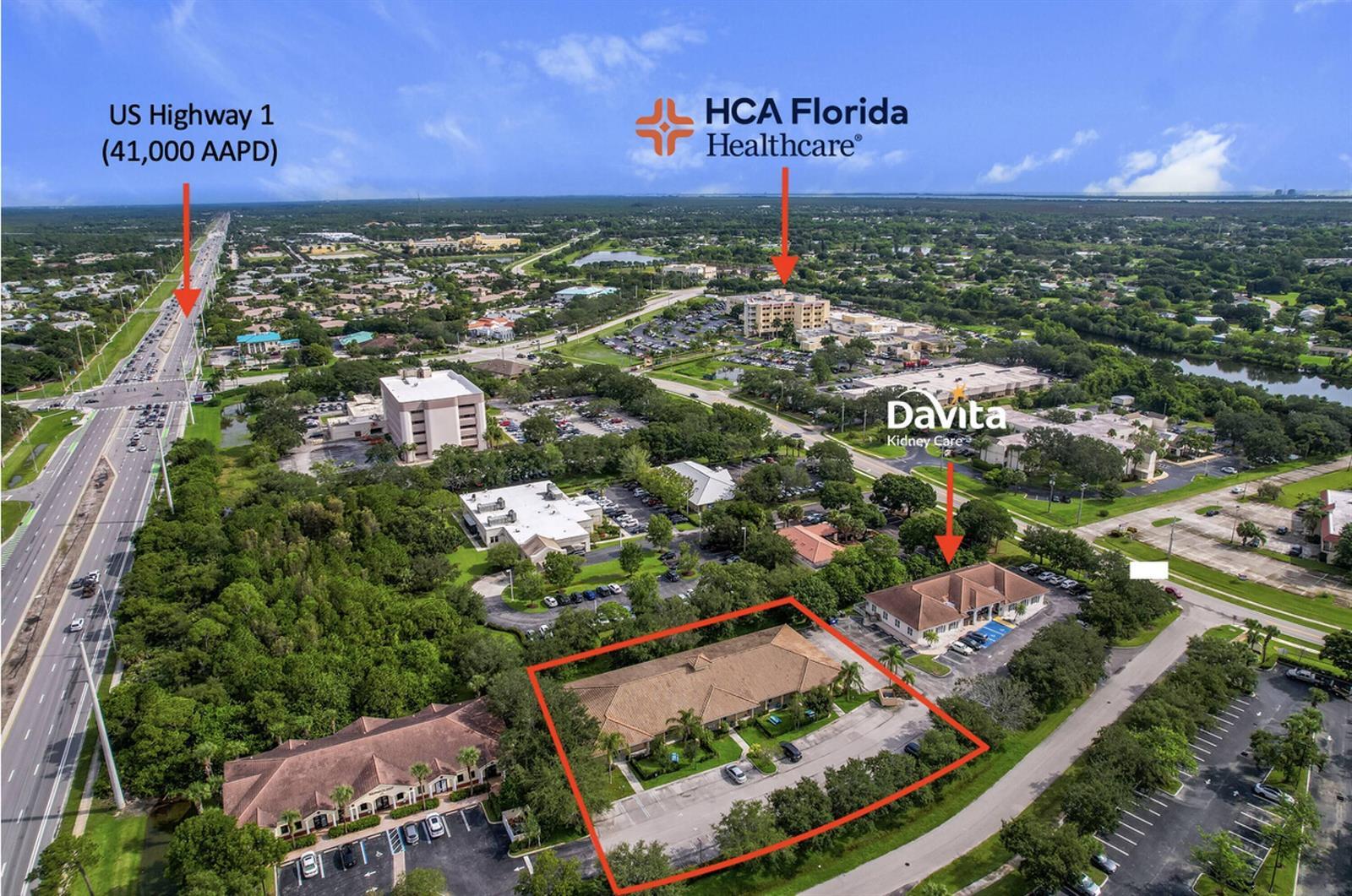 1405 SE Goldtree Drive, Port St. Lucie FL 34952 photo 2