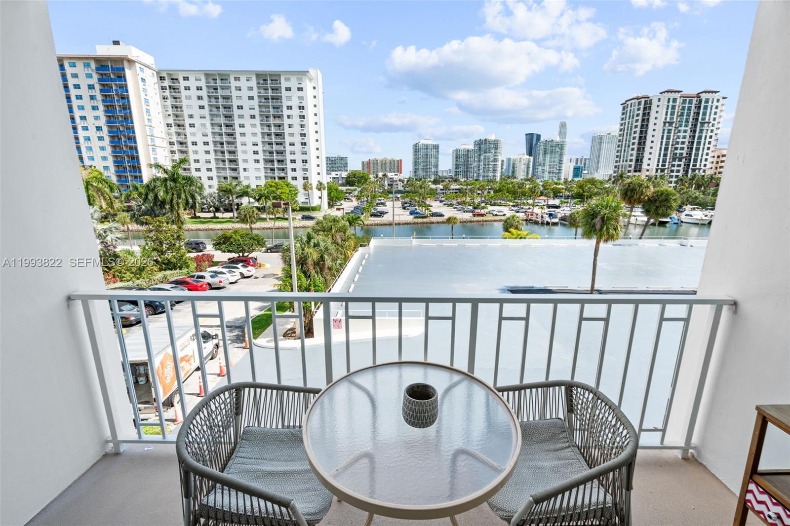500 Bayview Dr # 325, Sunny Isles Beach FL 33160