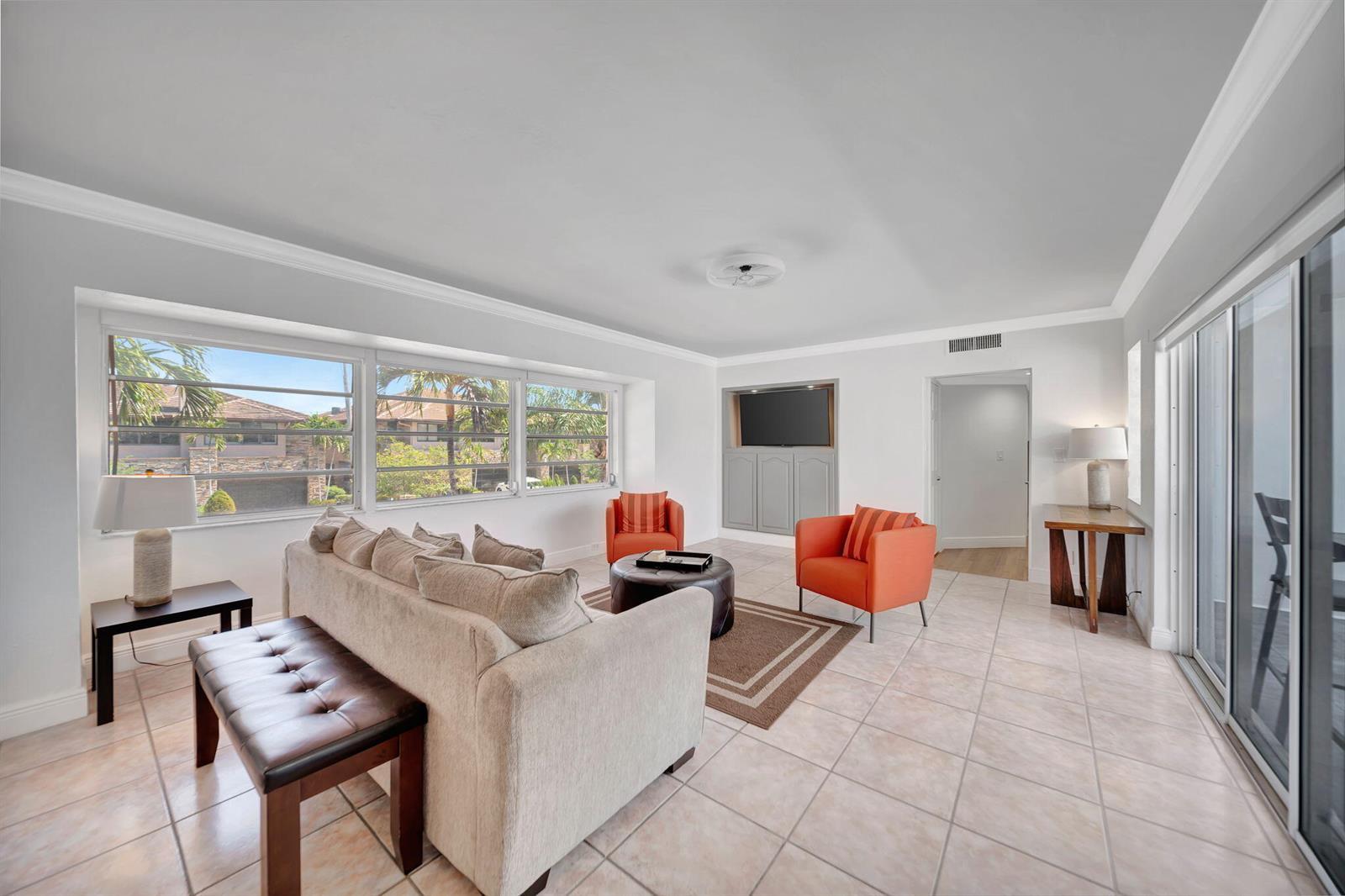 2724 NE 14th Street # 6, Fort Lauderdale FL 33304 photo 3