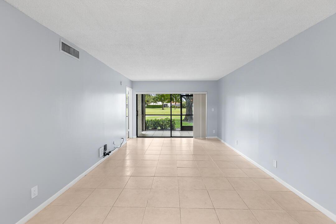 12962 Briarlake Drive # 103, Palm Beach Gardens FL 33418 photo 5