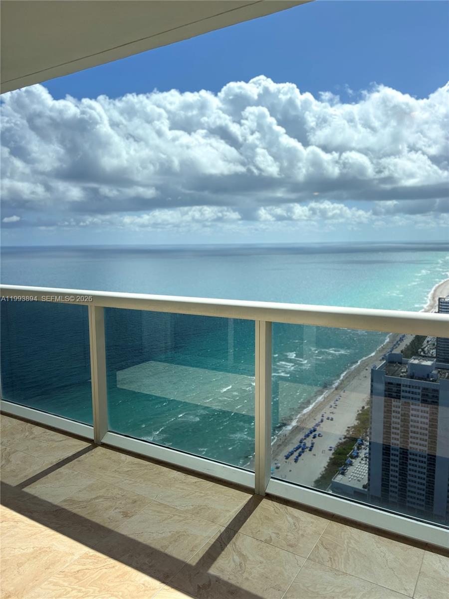 1830 S Ocean Dr # 4505, Hallandale Beach FL 33009 photo 2