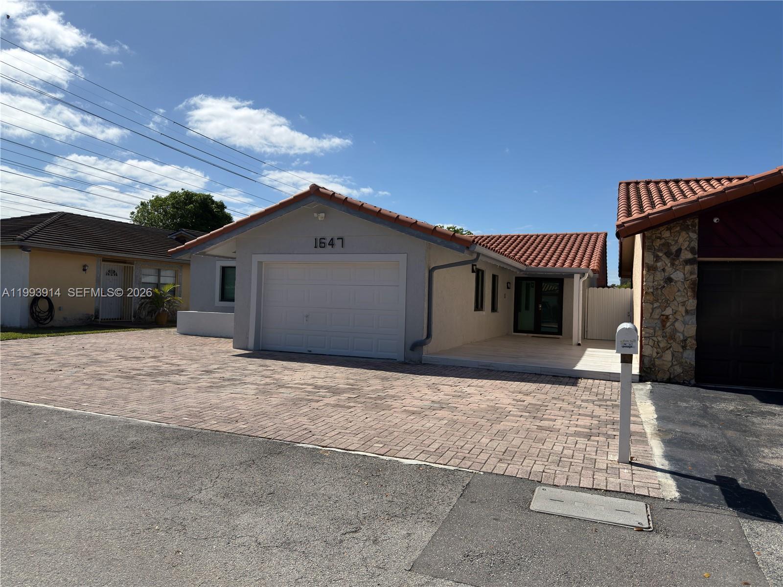 1647 SW 136th Pl, Miami FL 33175 photo 4