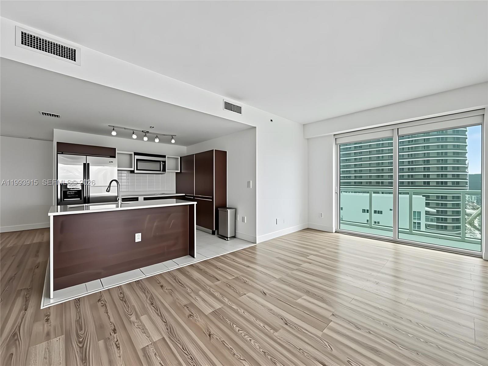 1900 N Bayshore Dr # 3811, Miami FL 33132 photo 4