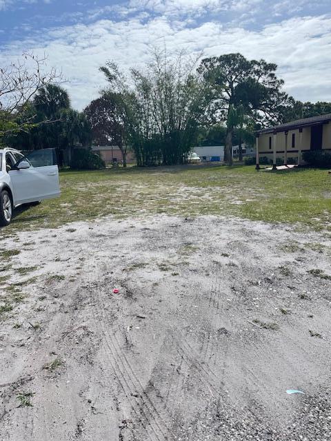 000 N 25th Street, Fort Pierce FL 34994 photo 2