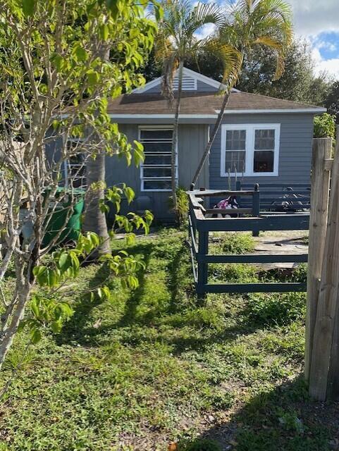 102 NW 28th Way, Fort Lauderdale FL 33311