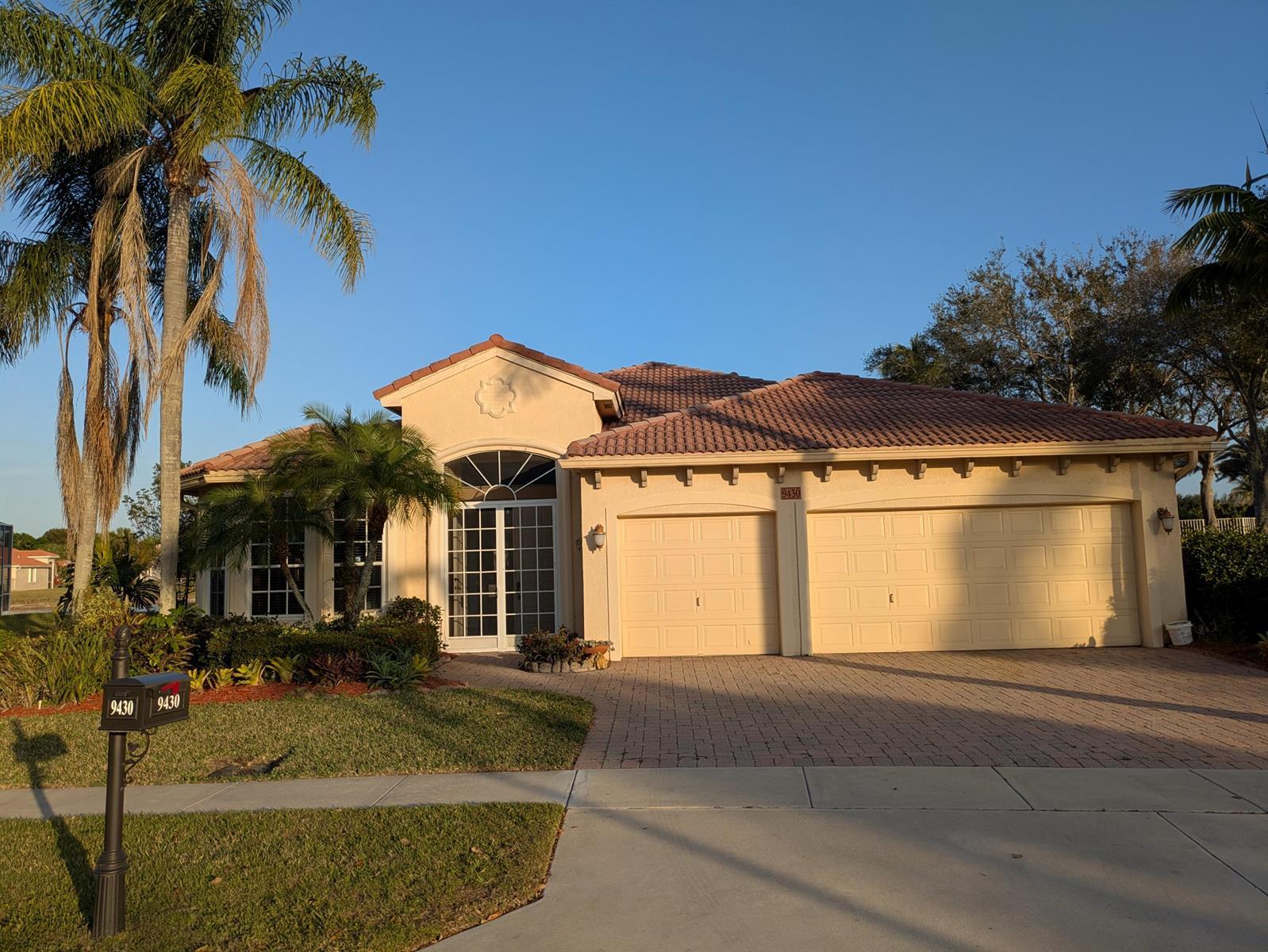 9430 Lantern Bay Circle, West Palm Beach FL 33411 photo 2