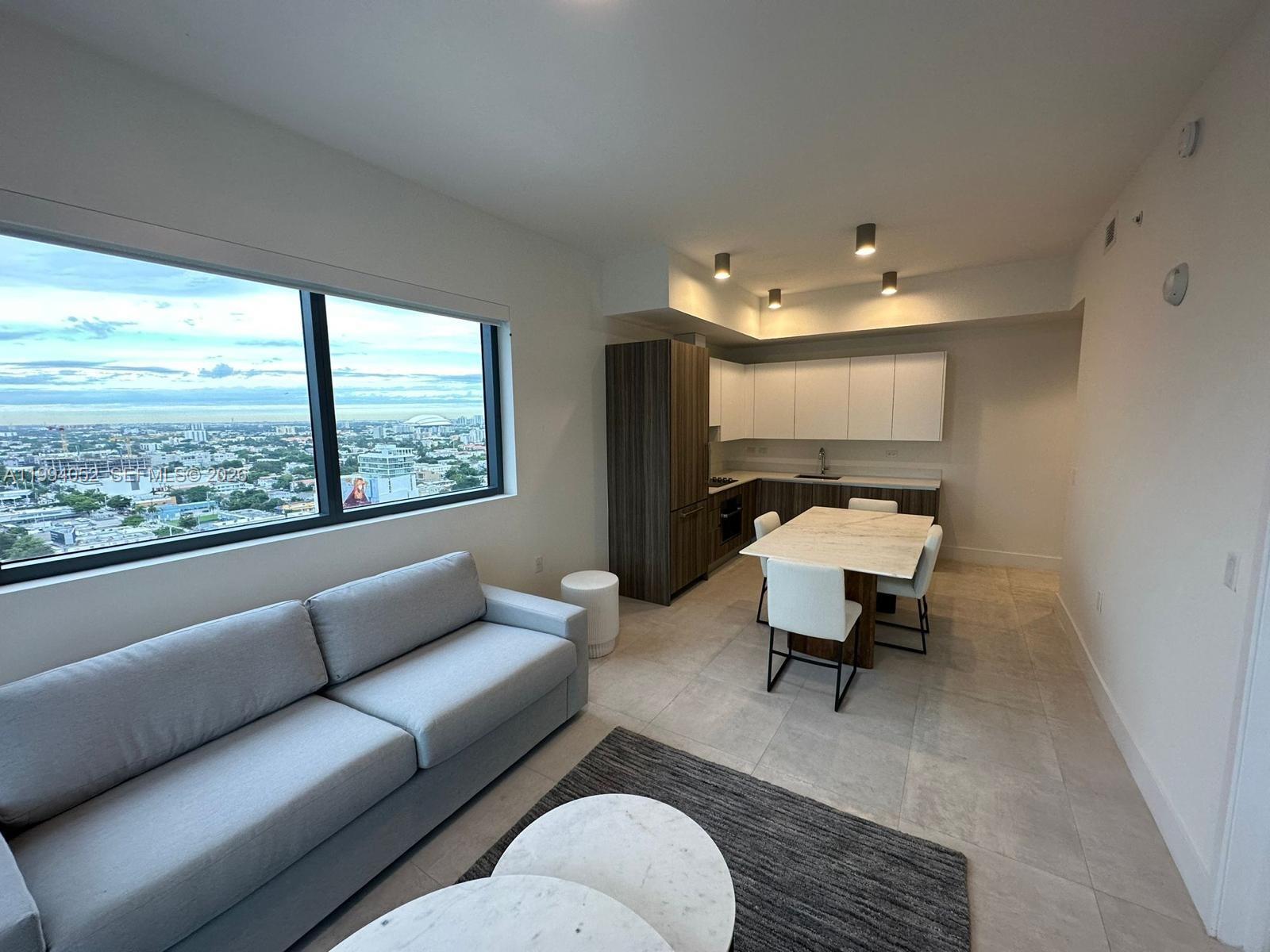 239 SW 9th St # 2002, Miami FL 33130 photo 3