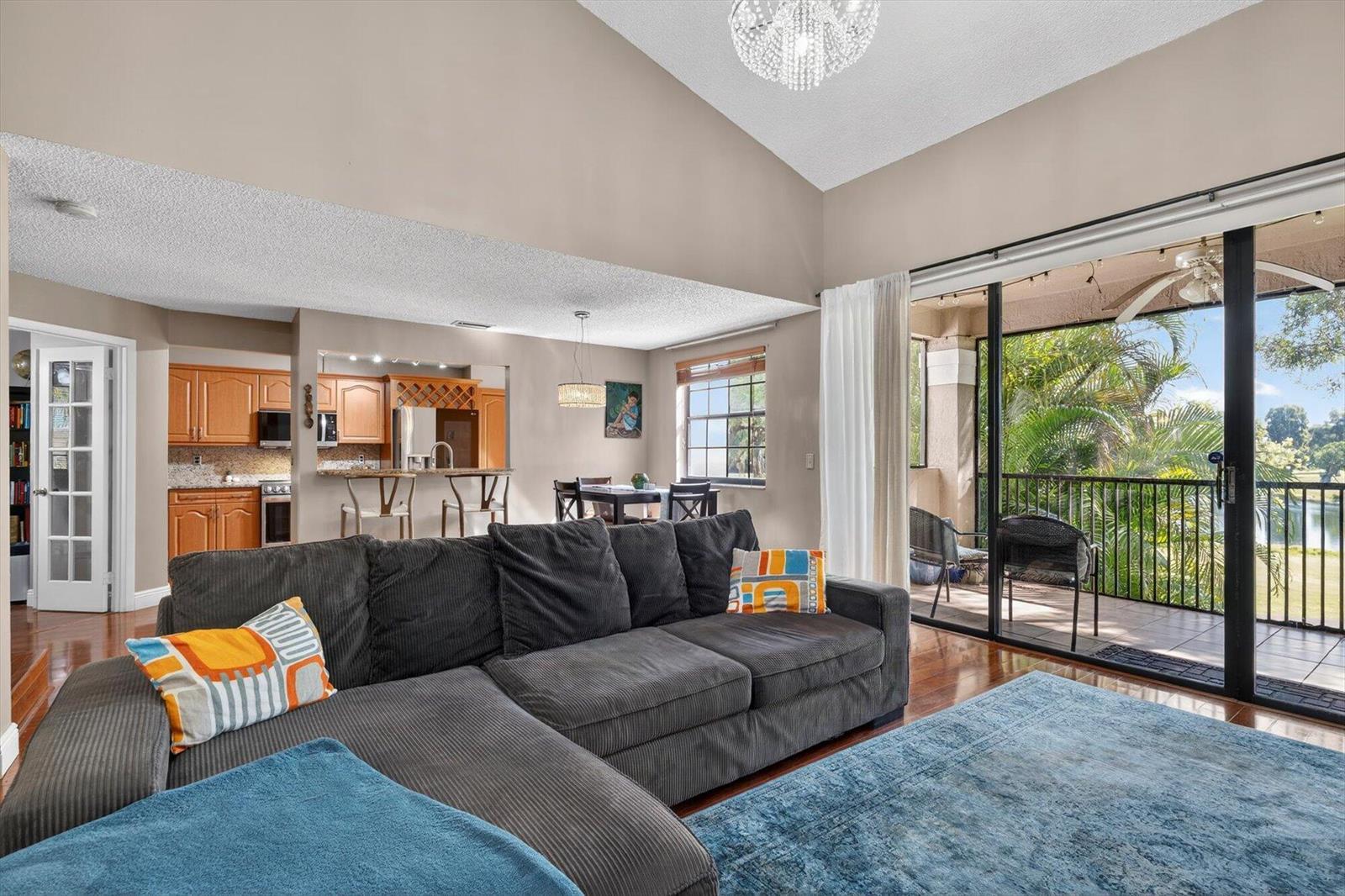 301 SW 158th Terrace # 204, Pembroke Pines FL 33027 photo 2