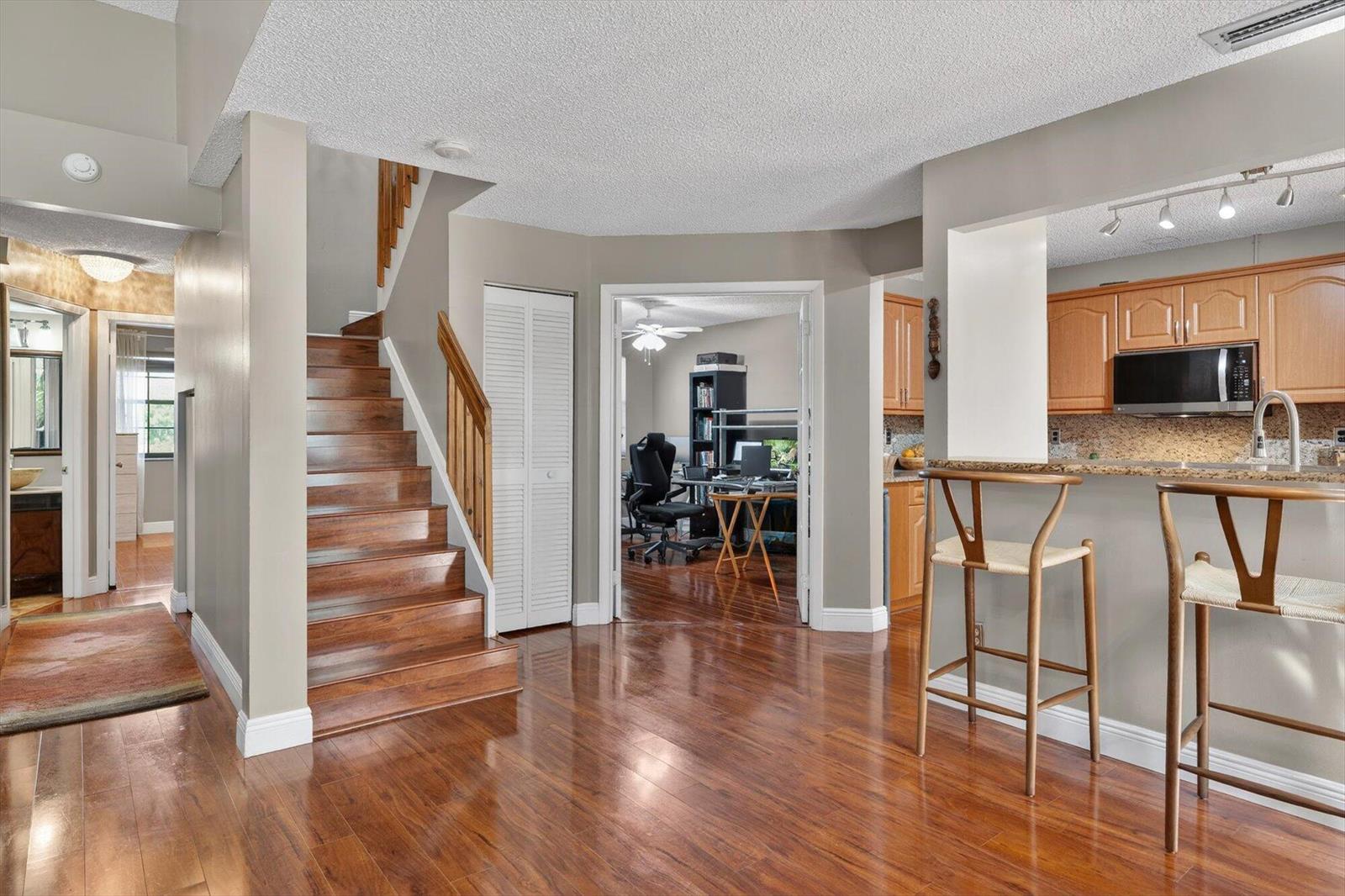 301 SW 158th Terrace # 204, Pembroke Pines FL 33027