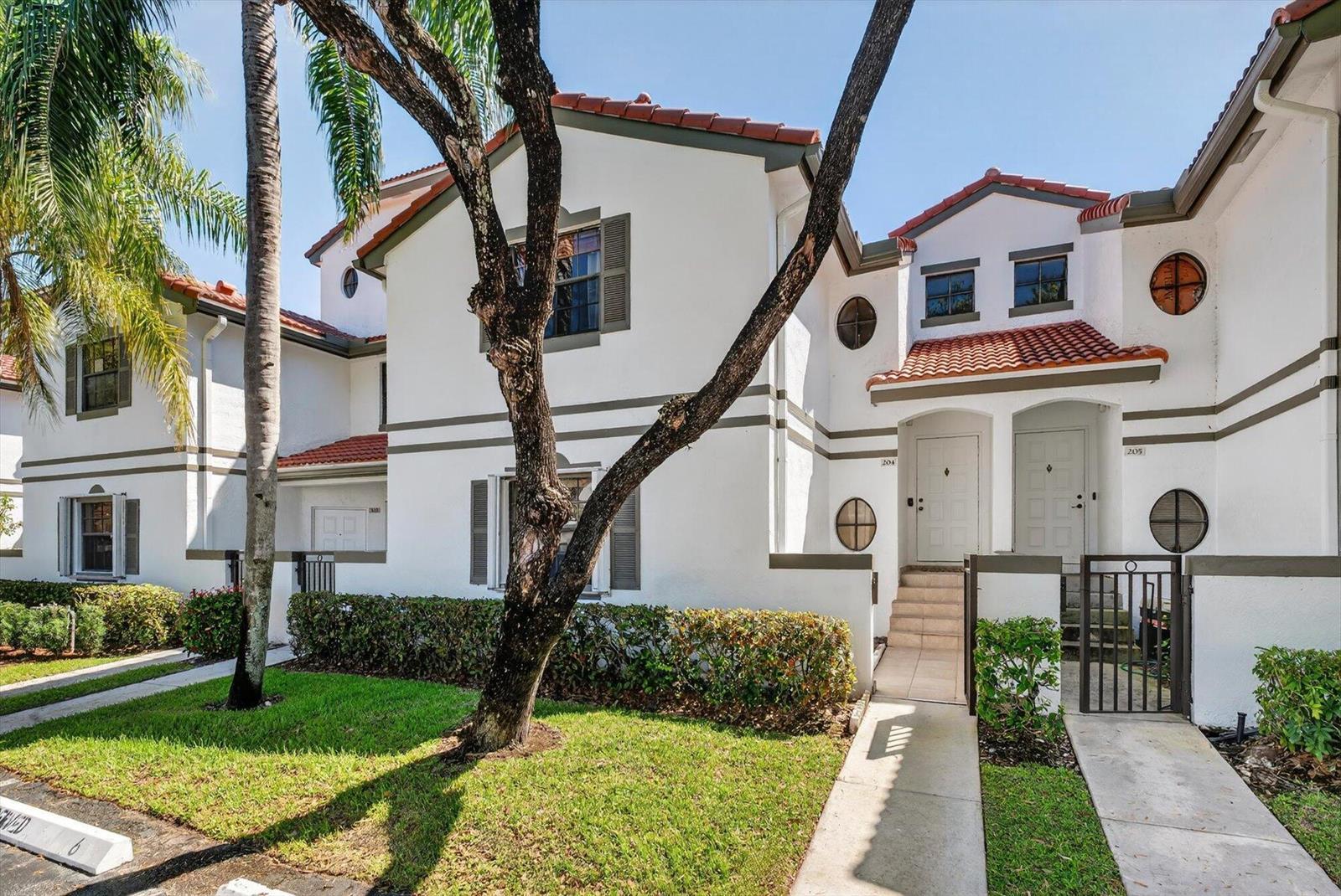 301 SW 158th Terrace # 204, Pembroke Pines FL 33027 photo 5