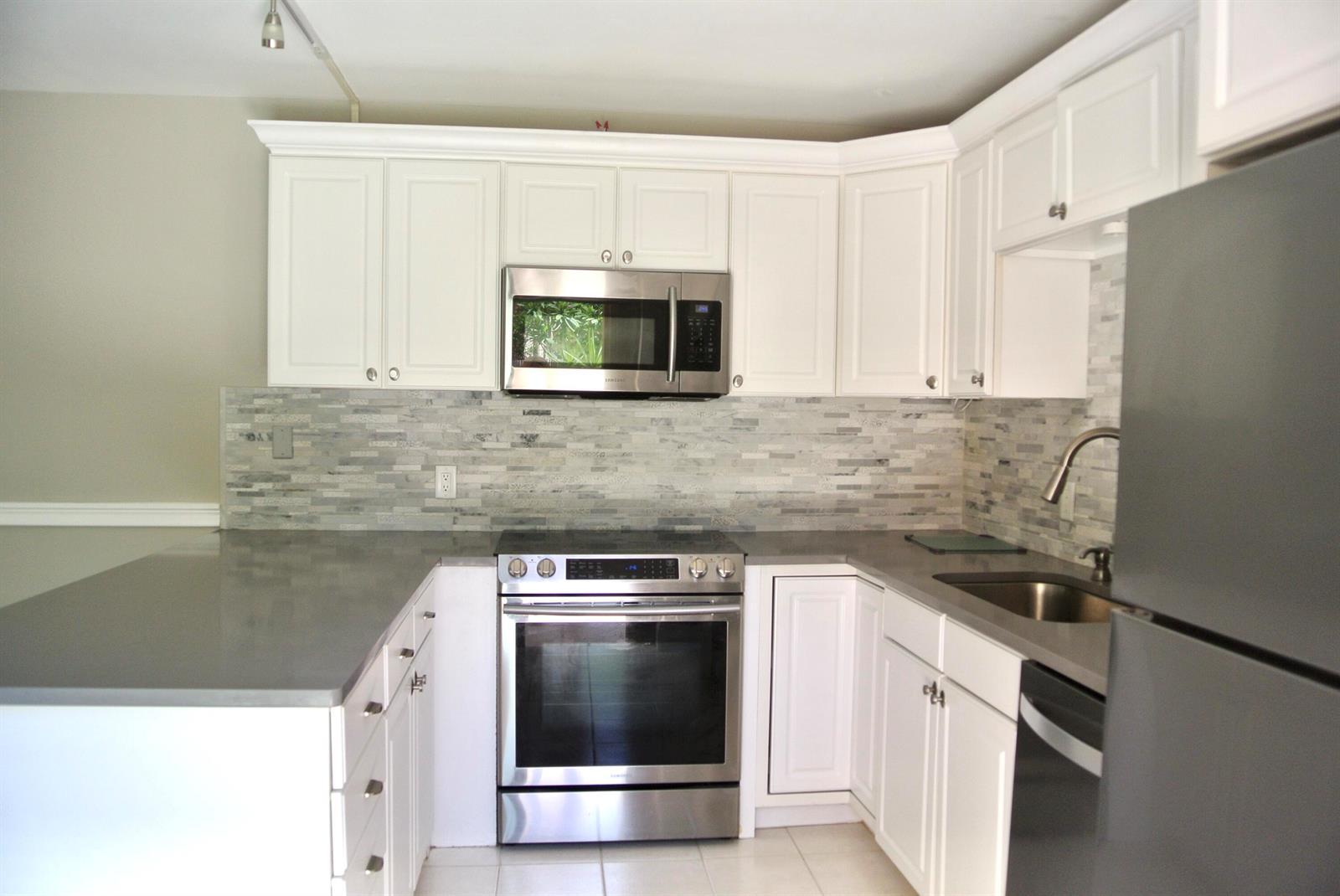 121 Ocean Cove Drive # 121, Jupiter FL 33477 photo 5