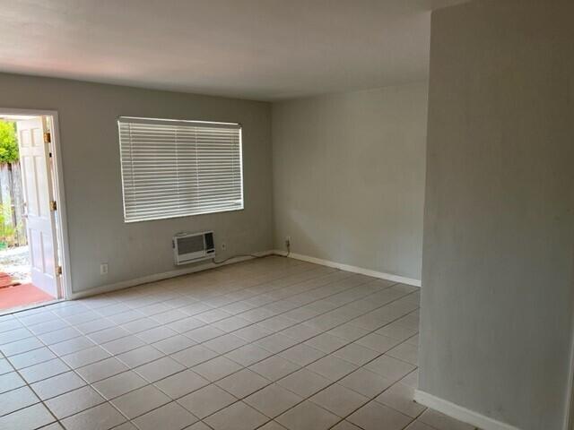 1129 NE 17th Terrace # 4, Fort Lauderdale FL 33304 photo 2