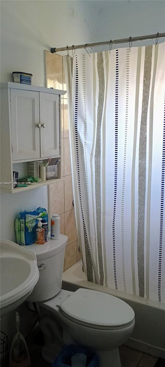 821 SW 11th St, Miami FL 33129 photo 4