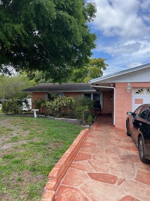 2201 NW 81st Ave, Sunrise FL 33322 photo 3