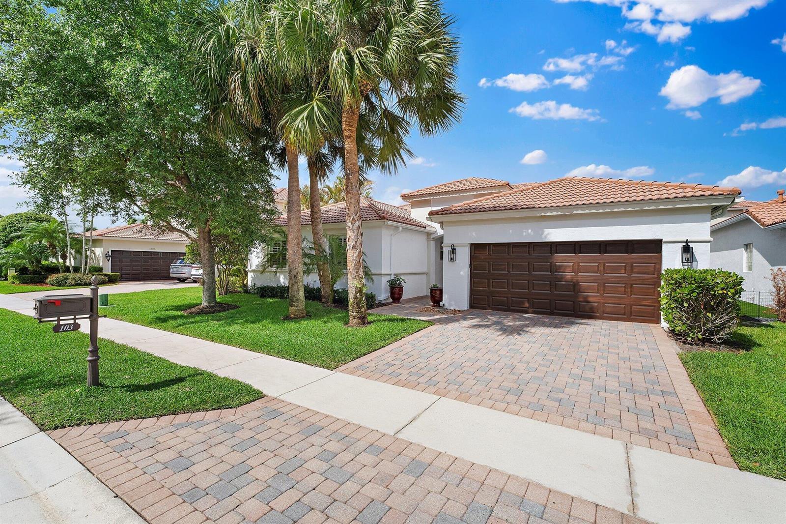 103 La Vida Court, Palm Beach Gardens FL 33418