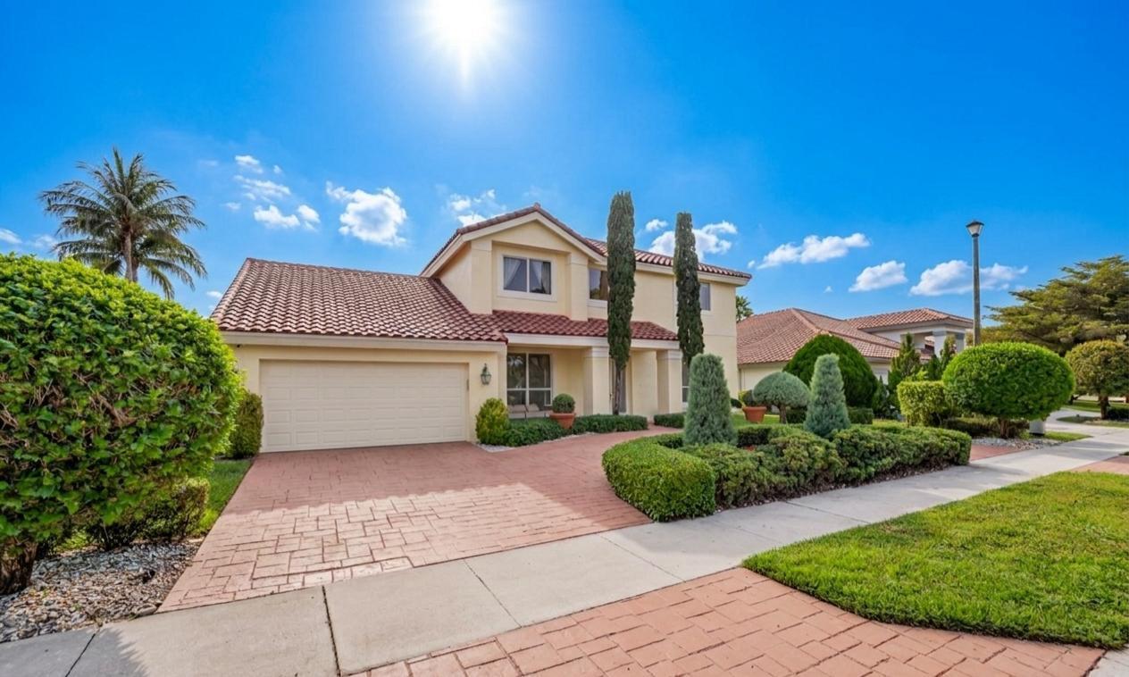 7525 NW 75th Drive, Parkland FL 33067 photo 2