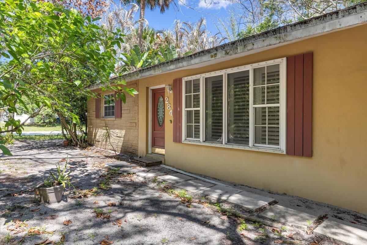 284 35th Avenue, Vero Beach FL 32968 photo 2