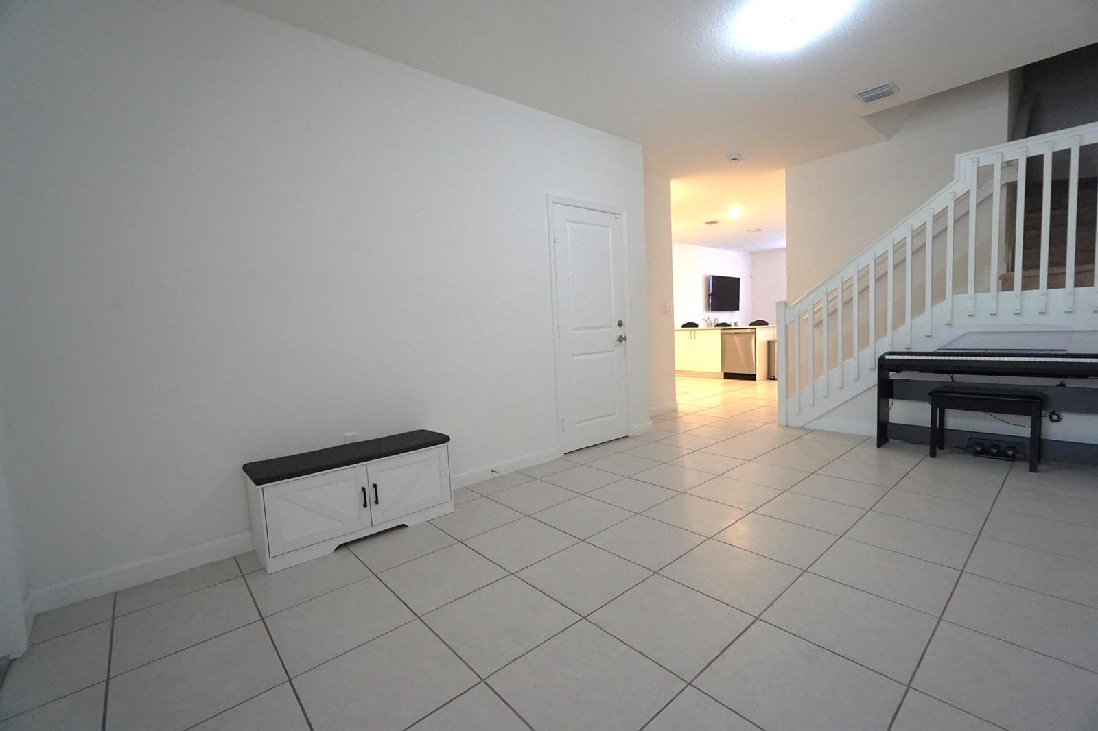 23010 SW 128th Place, Miami FL 33170 photo 3