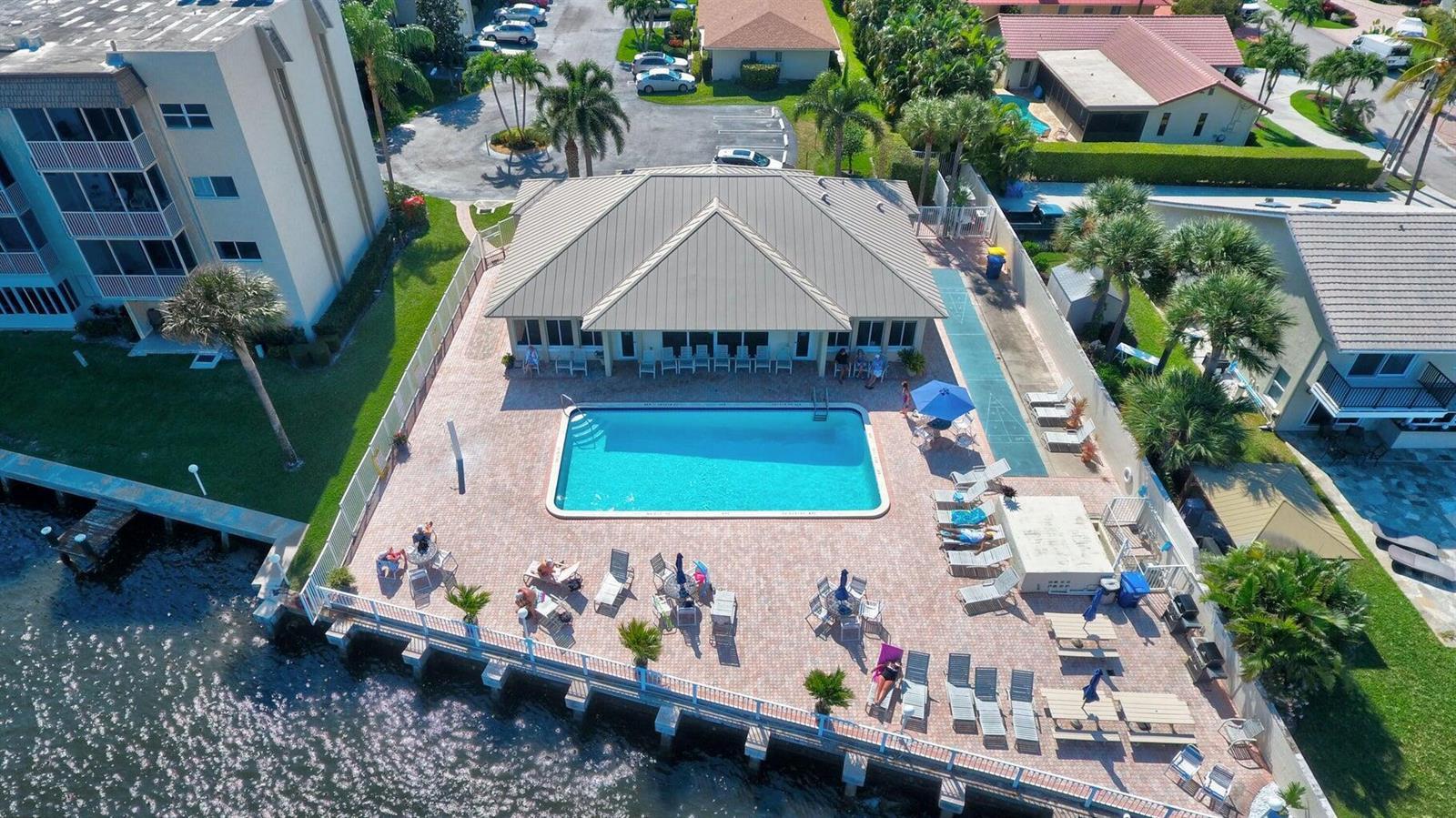 632 Snug Harbor Drive # D2, Boynton Beach FL 33435 photo 2