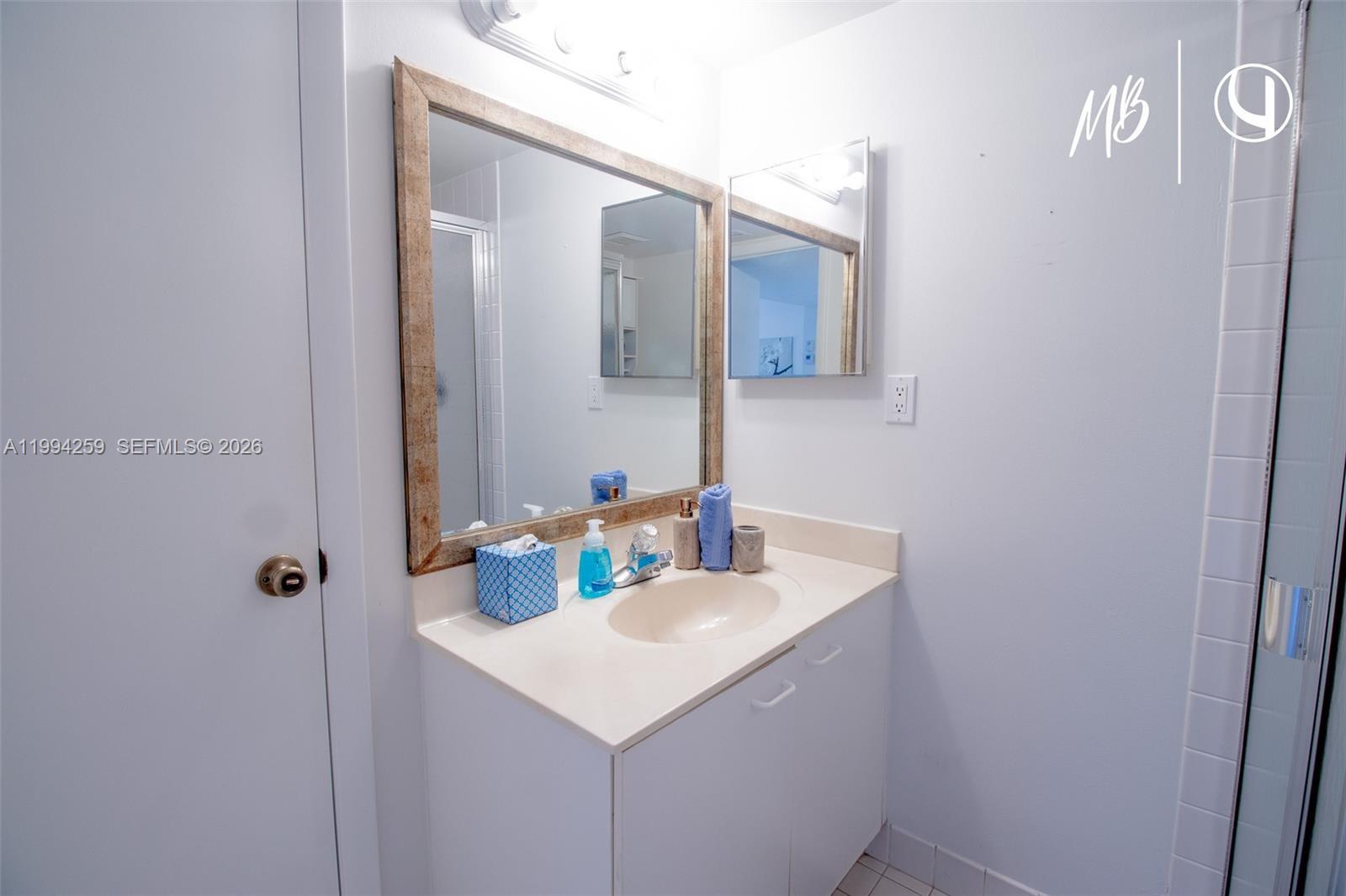 Sunny Isles Beach, FL 33160 photo 2